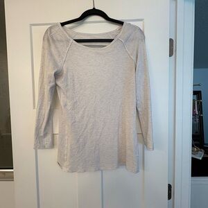 Women's Light Gray Long Sleeve Top